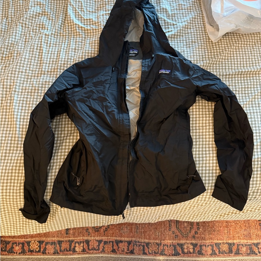 Patagonia Women’s Torrentshell 3L Rain Jacket